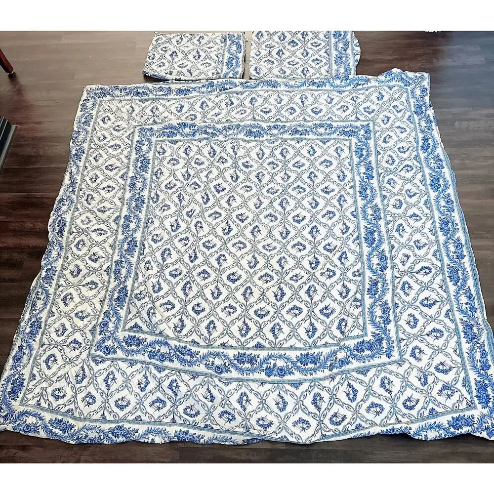 Vintage Reversible April Cornell Duvet Cover and Pillow Shams Set